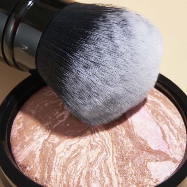 LAURA GELLER NEW YORK Retractable Airbrush Kabuki Brush for All Face Makeup & Foundation for - Image 2